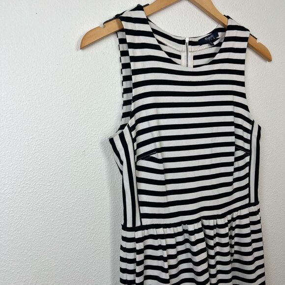 Madewell Black and White Striped Afternoon Dress with pockets Size Small - Picture 5 of 8